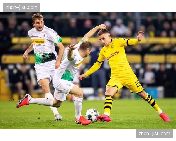 战术板：复盘多特蒙德如何通过中场绞杀限制门兴反击